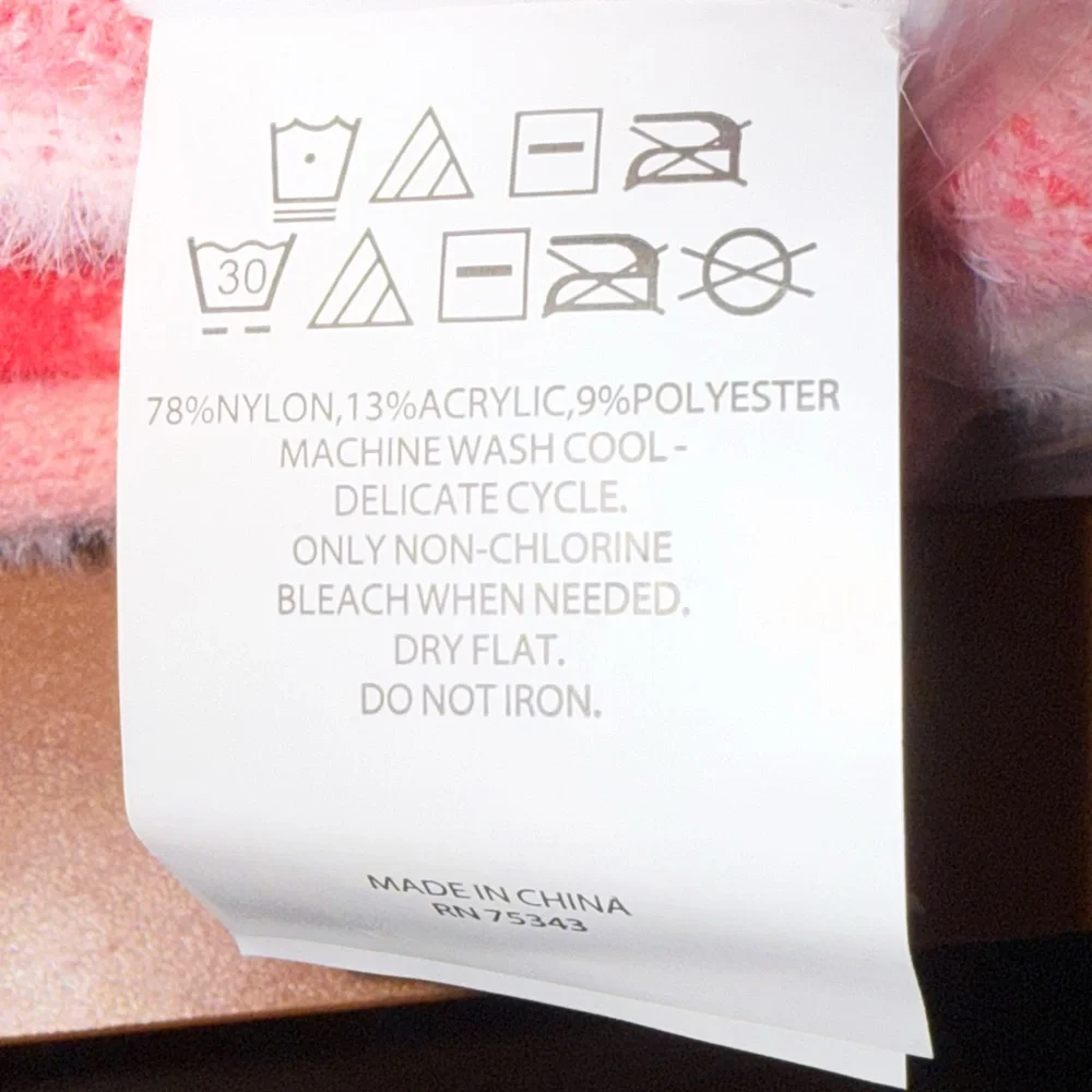 Cupcakes and Cashmere Eyelash Knit Love Throw